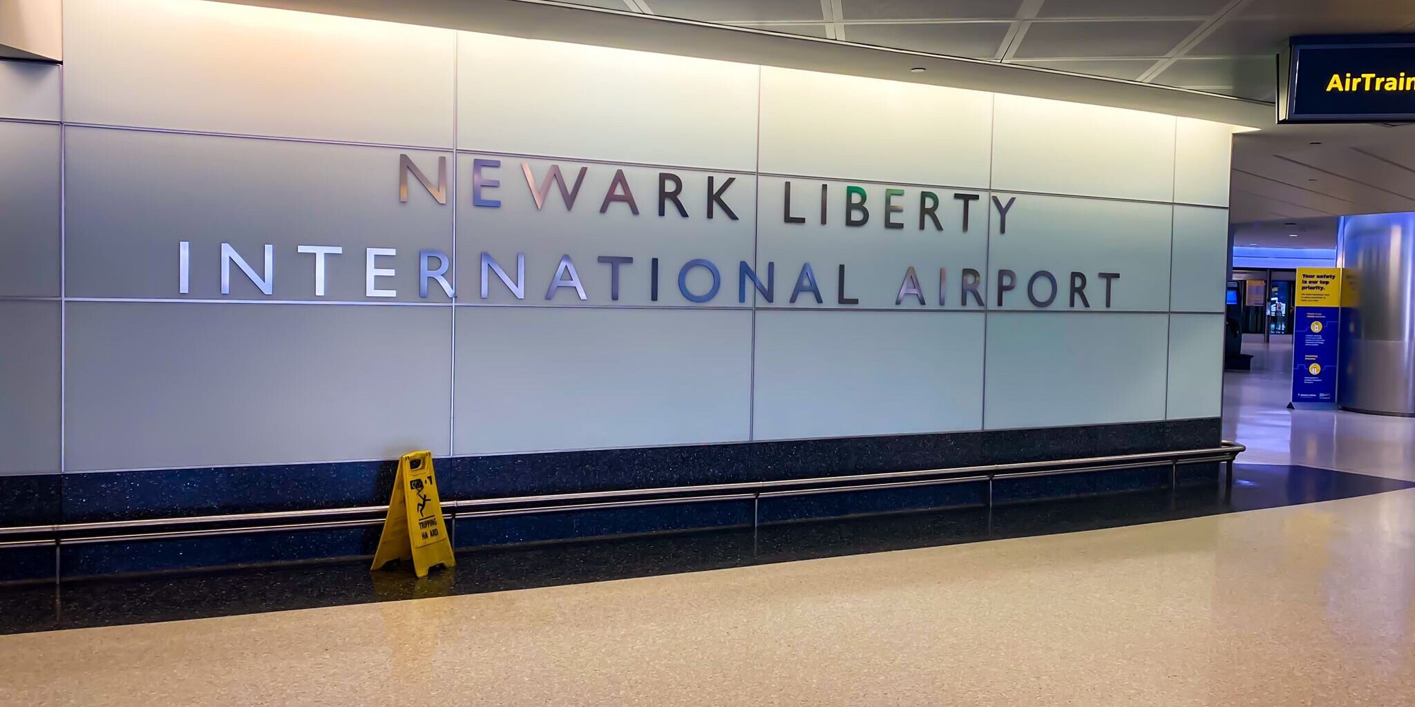 Newark AIRPORT